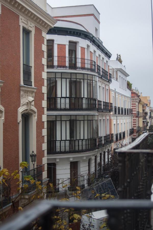 Hostal Santa Ana Colors Madrid Exteriér fotografie